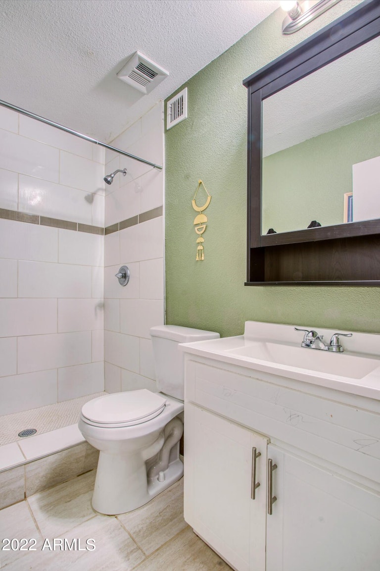 Photo 23 of 41 - 5202 S 46th Pl, Phoenix, AZ 85040