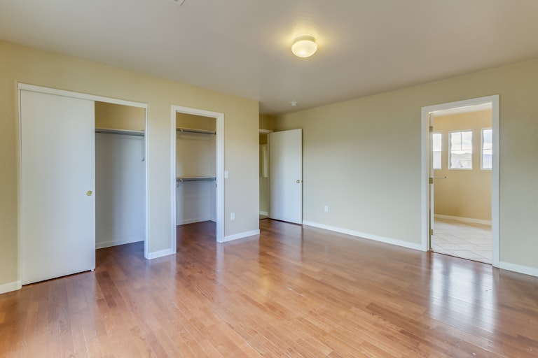 Photo 19 of 33 - 4106 W Carter Rd, Phoenix, AZ 85041