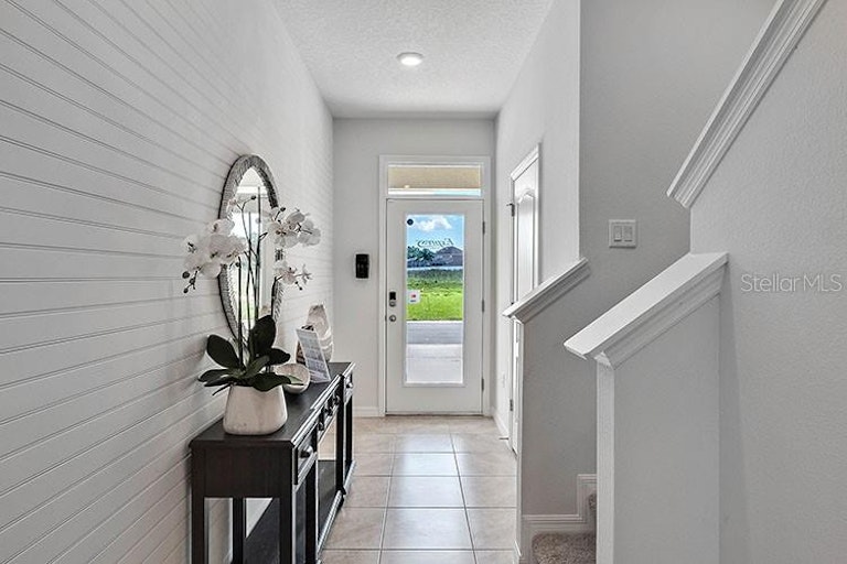 Photo 5 of 29 - 1409 Yellow Finch Dr, Davenport, FL 33837