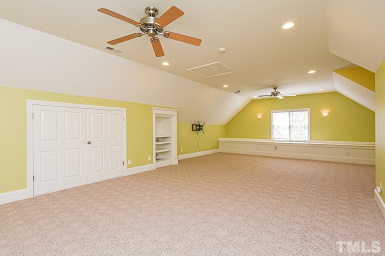 Photo 15 of 34 - 3912 Heritage View Trl, Wake Forest, NC 27587