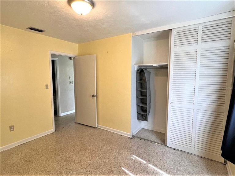 Photo 13 of 41 - 1246 W Wellington Dr, Deltona, FL 32725