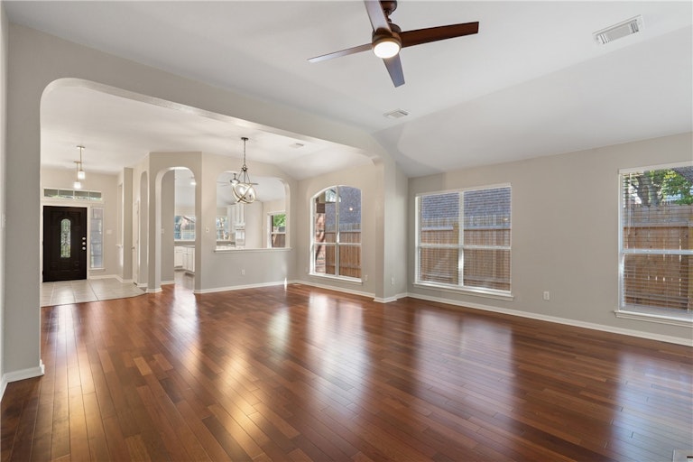 Photo 8 of 25 - 4125 Gazley Ln, Austin, TX 78732
