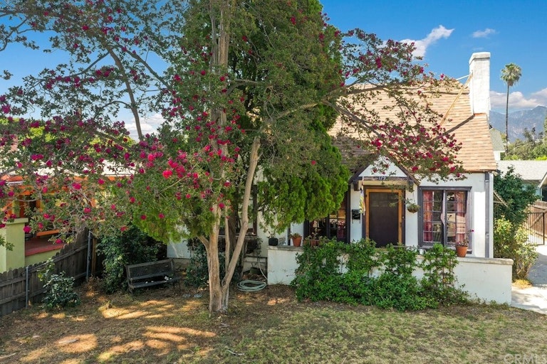 Photo 30 of 38 - 1791 Rose Villa St, Pasadena, CA 91106