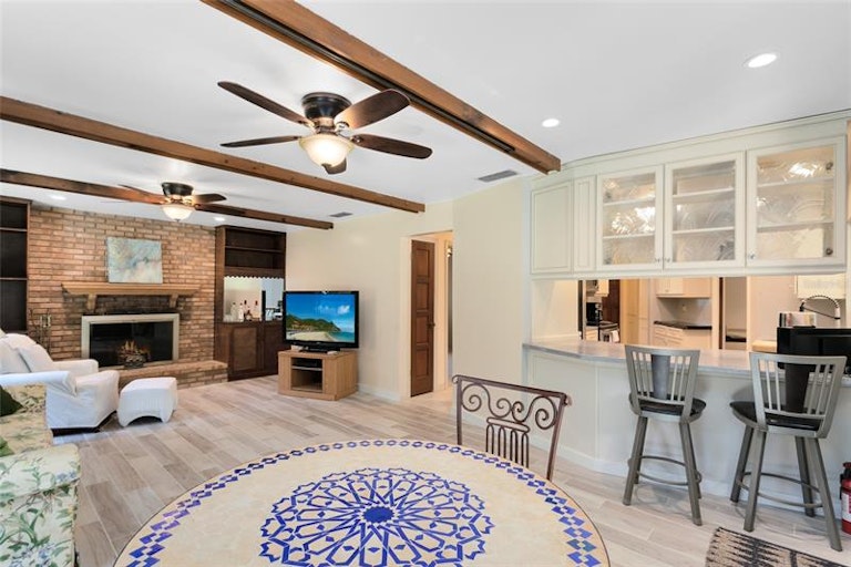 Photo 22 of 35 - 51 Partridge Cir, Winter Springs, FL 32708