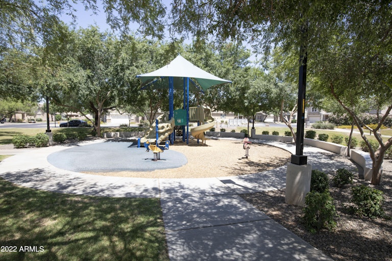 Photo 38 of 42 - 2358 E Hidalgo Ave, Phoenix, AZ 85040
