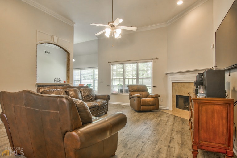 Photo 11 of 48 - 60 Providence Dr, Covington, GA 30016