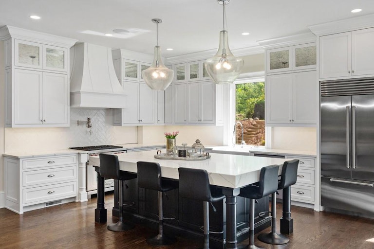 Photo 20 of 77 - 4268 Woodland Brook Dr SE, Atlanta, GA 30339
