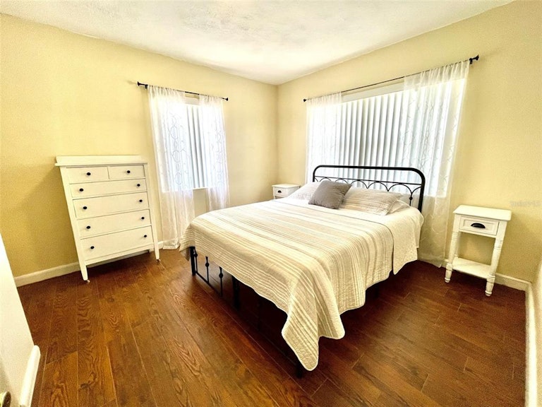 Photo 3 of 23 - 550 E Thelma St, Lake Alfred, FL 33850