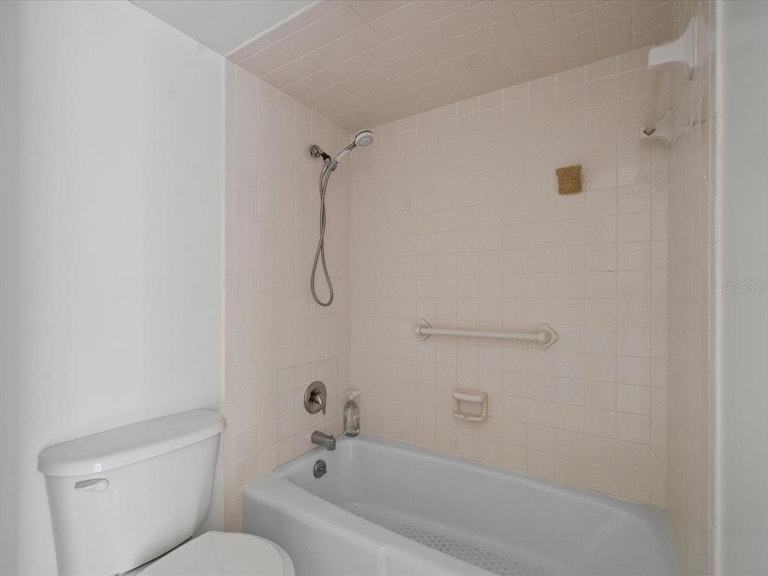 Photo 25 of 60 - 660 Island Way #502, Clearwater Beach, FL 33767