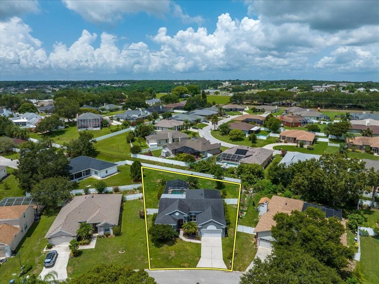 Photo 2 of 26 - 5949 Charloma Dr, Lakeland, FL 33812