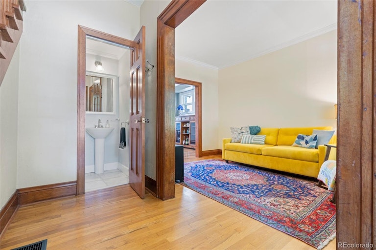 Photo 7 of 35 - 1359 Steele St, Denver, CO 80206