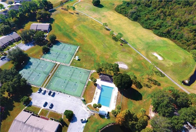 Photo 19 of 20 - 651 Augusta Rd, Winter Haven, FL 33884