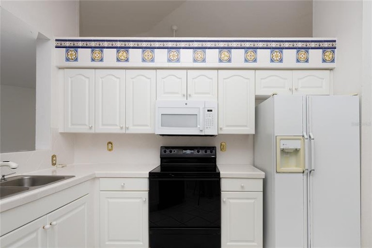 Photo 11 of 29 - 2762 Golf Lake Dr, Plant City, FL 33566
