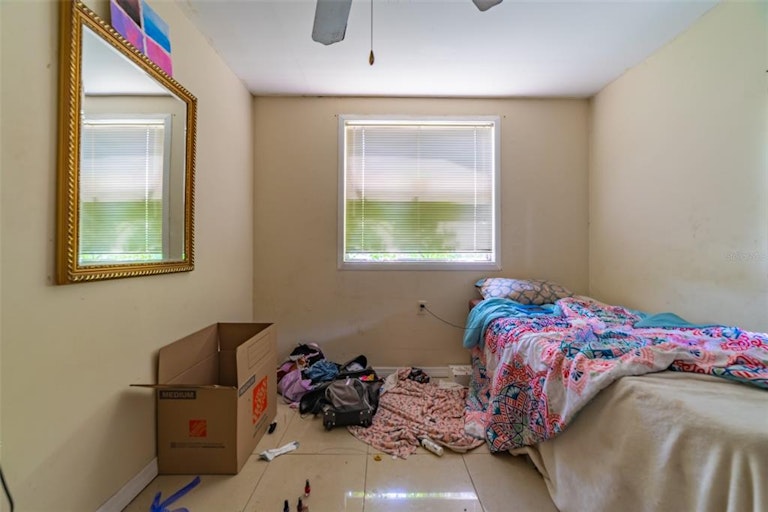 Photo 27 of 51 - 6704 50th Ave N, Saint Petersburg, FL 33709