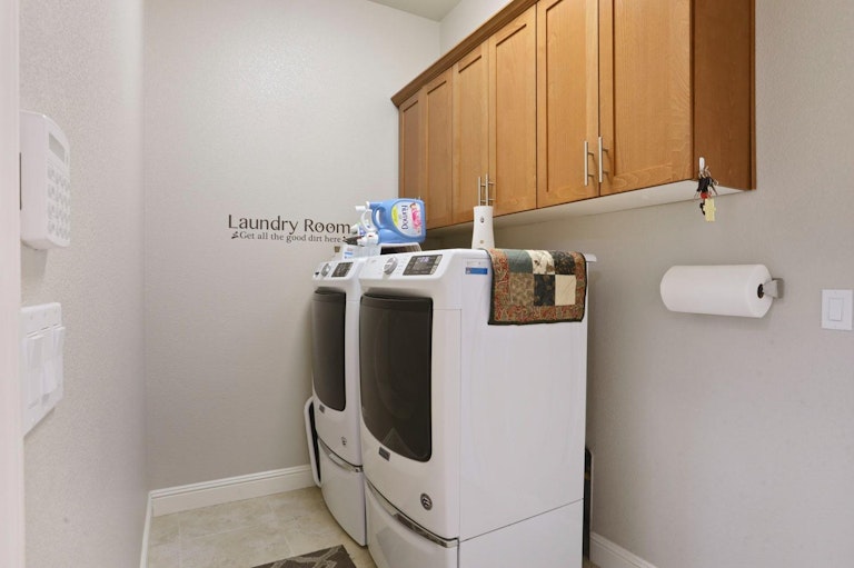 Photo 34 of 46 - 1026 Dimaggio Way, Galt, CA 95632
