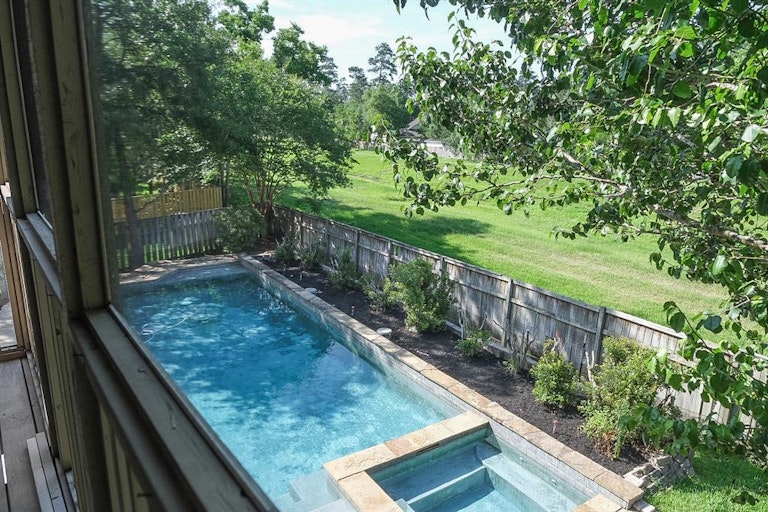 Photo 11 of 17 - 19 Cider Mill Ct, Spring, TX 77382