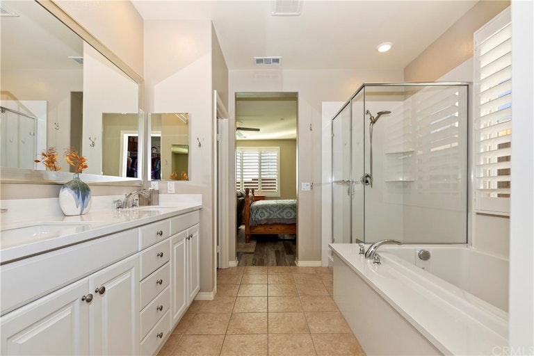 Photo 31 of 50 - 5120 Armendarez Ln, Fontana, CA 92336