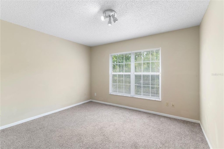 Photo 20 of 30 - 2836 Ripton Ct, Orlando, FL 32835