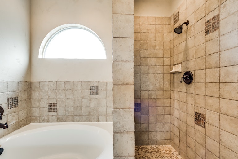 Photo 23 of 45 - 2204 Sheldon Dr, McKinney, TX 75072