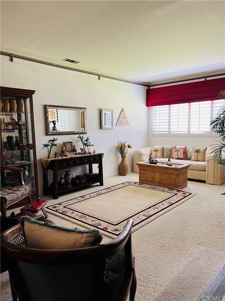 Photo 6 of 23 - 17683 Hibiscus Ct, Fontana, CA 92335