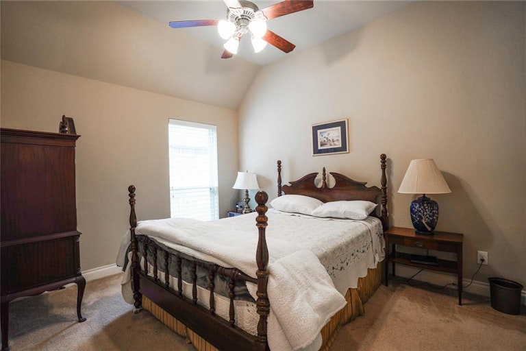 Photo 5 of 35 - 26718 Rimcrest Ct, Katy, TX 77494
