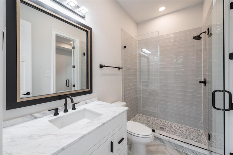 Photo 29 of 50 - 1518 Auline Ln, Houston, TX 77055