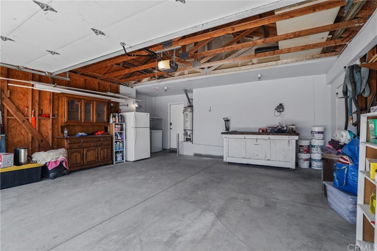 Photo 25 of 34 - 2091 Roanoke St, San Jacinto, CA 92582