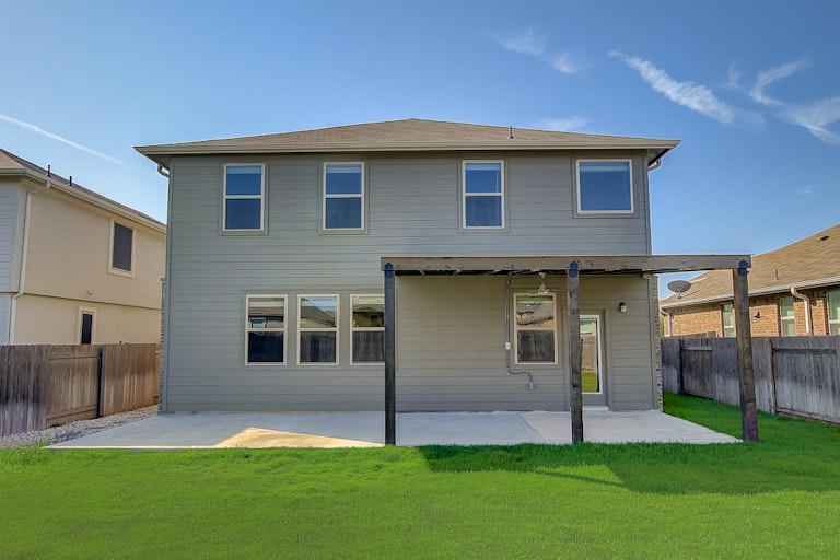 Photo 34 of 37 - 143 Vickers St, Georgetown, TX 78628