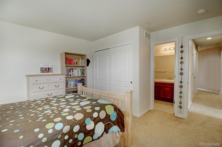Photo 38 of 39 - 7339 S Ukraine St, Aurora, CO 80016