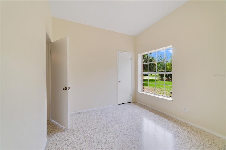 Photo 33 of 34 - 1200 Tanager Dr, Orlando, FL 32803
