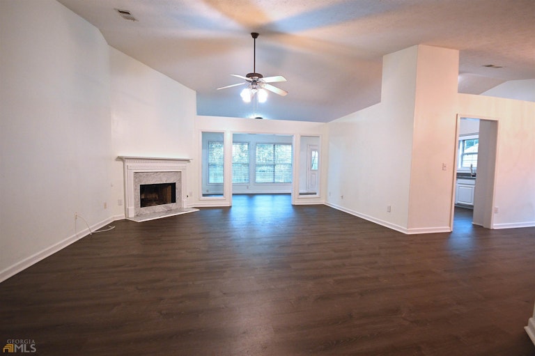 Photo 6 of 27 - 4160 McEver Park Dr, Acworth, GA 30101