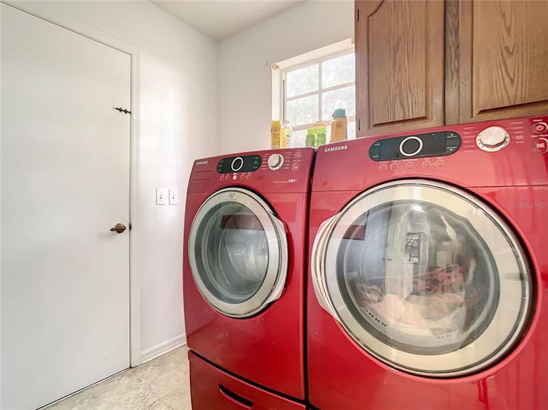 Photo 31 of 38 - 1765 Nordic Ct, Apopka, FL 32712