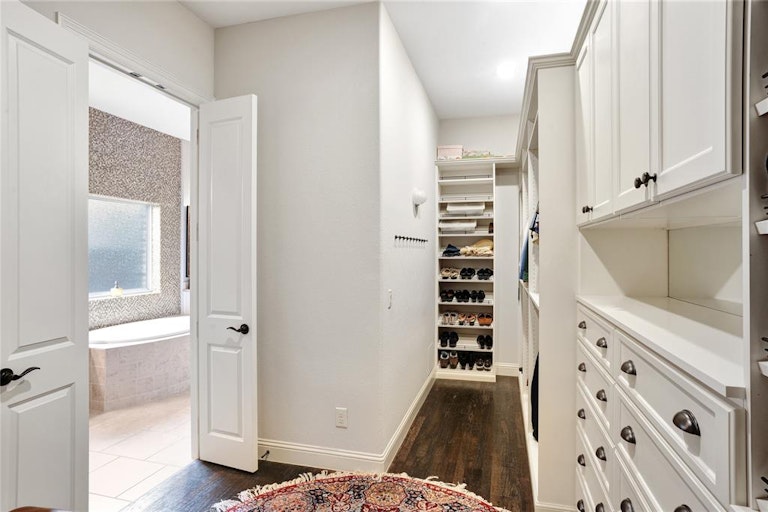 Photo 16 of 35 - 7571 Orchard Hill Ln, Frisco, TX 75035