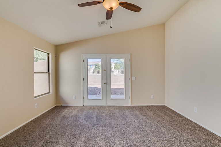 Photo 14 of 27 - 409 N 165th Dr, Goodyear, AZ 85338