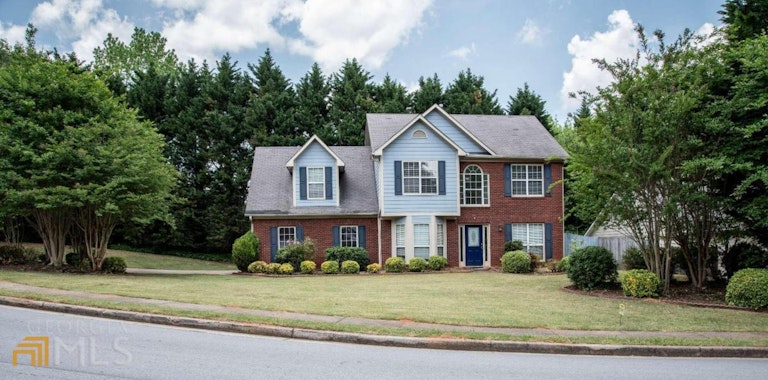 Photo 40 of 46 - 605 Sterling Pointe Ct, Lawrenceville, GA 30043