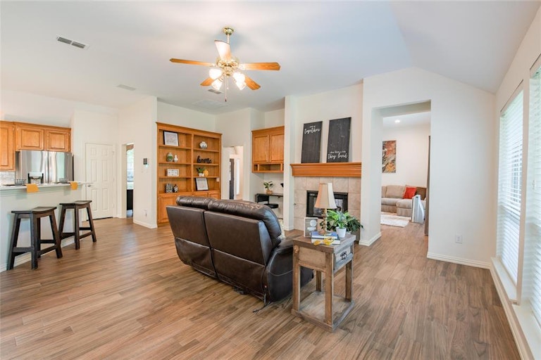 Photo 12 of 36 - 1225 Trail Ridge Dr, Keller, TX 76248
