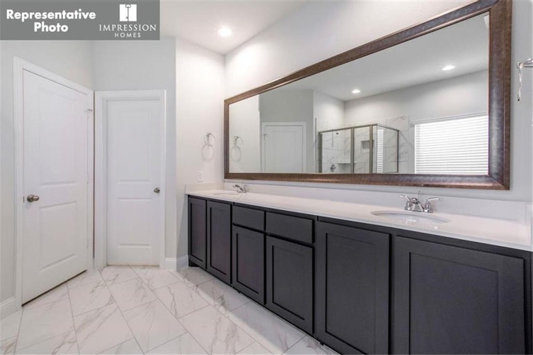 Photo 19 of 26 - 260 Clairmont Dr, Ponder, TX 76259
