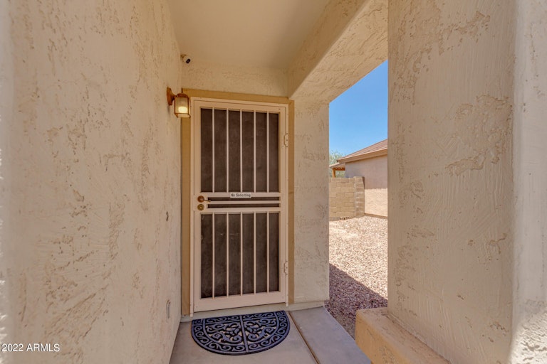 Photo 3 of 25 - 1550 S 228th Ln, Buckeye, AZ 85326