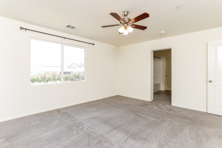 Photo 15 of 27 - 1408 Marble Way, Beaumont, CA 92223