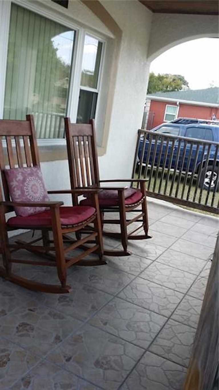 Photo 15 of 19 - 2608 W Columbus Dr, Tampa, FL 33607