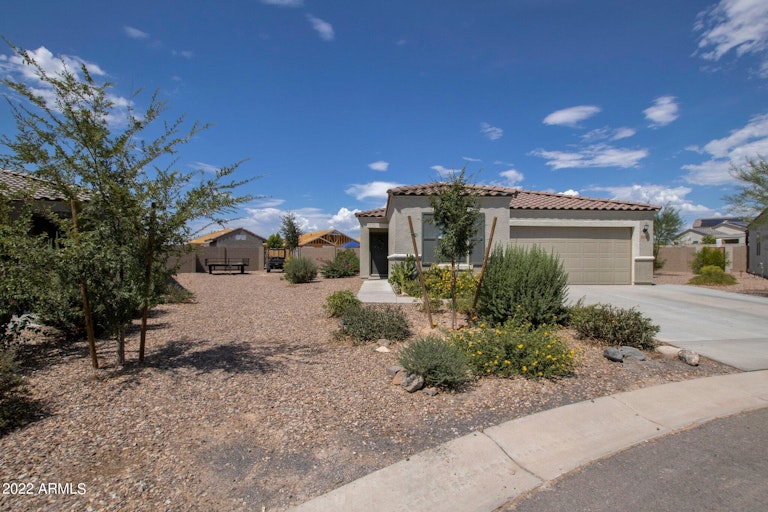 Photo 2 of 39 - 9460 E Silo Rd, Florence, AZ 85132