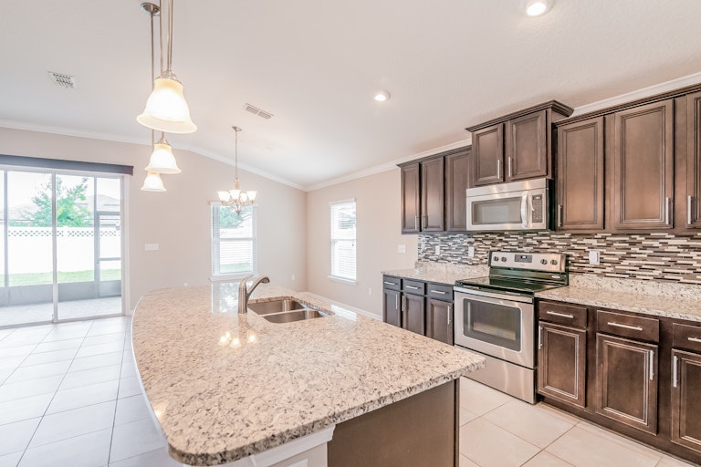 Photo 2 of 25 - 167 Brentley Ln, Orange Park, FL 32065