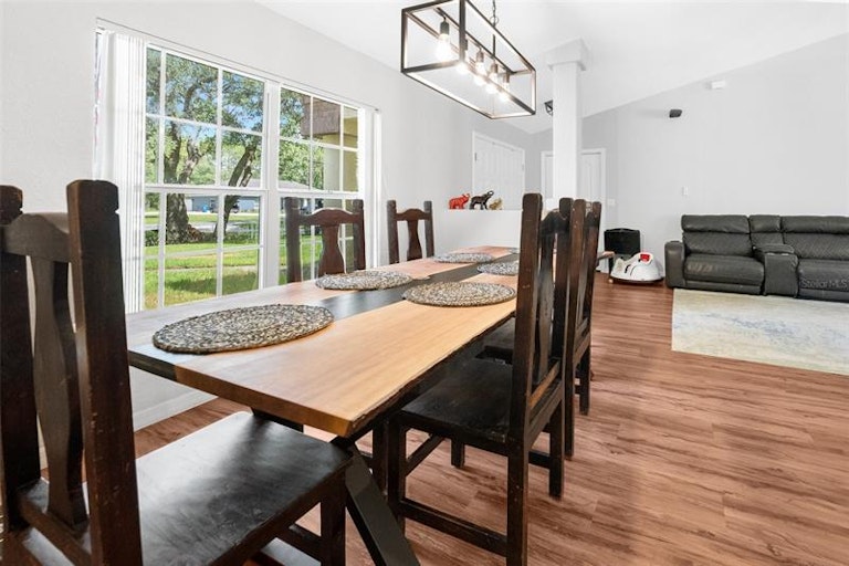 Photo 25 of 50 - 15522 Oakcrest Cir, Brooksville, FL 34604