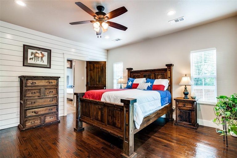 Photo 18 of 28 - 508 St Marys St, Rockwall, TX 75087