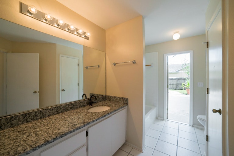 Photo 18 of 22 - 8708 Black Creek Blvd, Orlando, FL 32829
