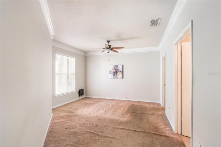 Photo 10 of 24 - 18118 Villa Creek Dr #18118, Tampa, FL 33647