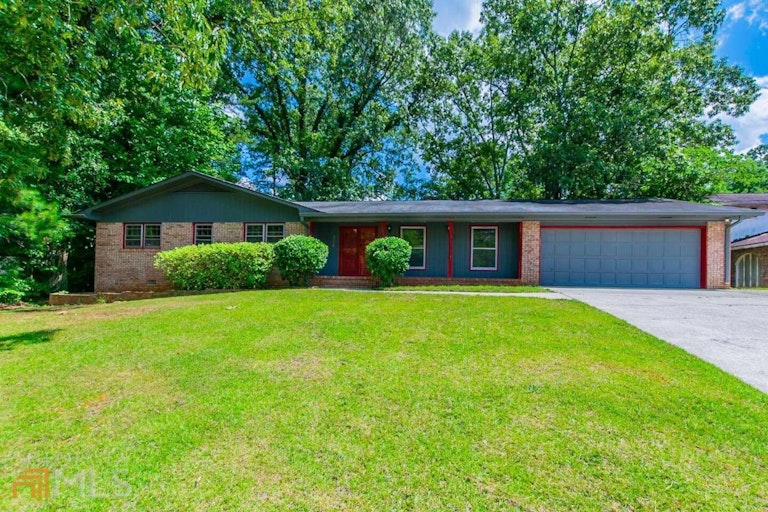 Photo 1 of 27 - 2150 Montilly Pl, Atlanta, GA 30349
