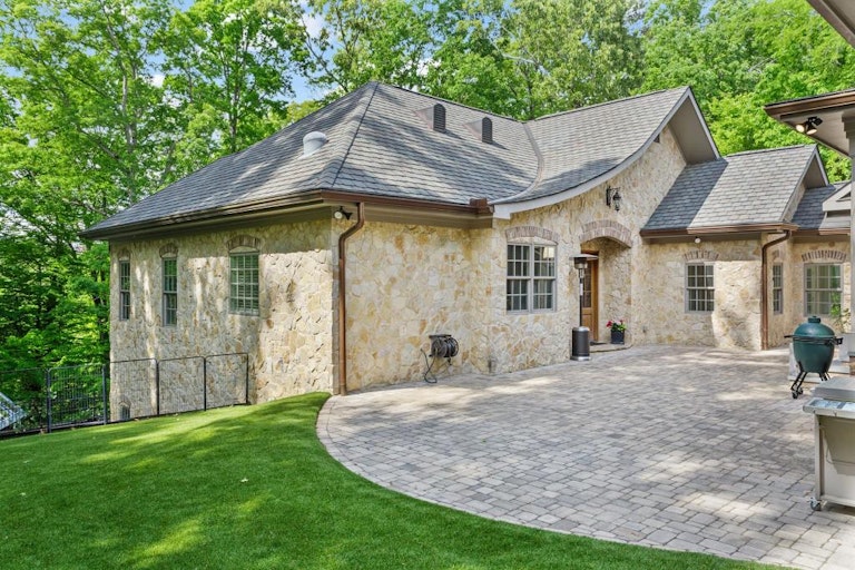 Photo 70 of 77 - 4268 Woodland Brook Dr SE, Atlanta, GA 30339