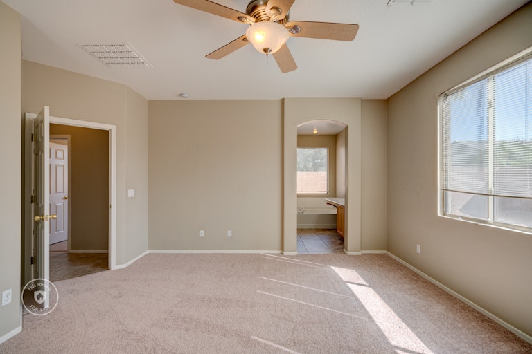 Photo 17 of 25 - 15927 W Maui Ln, Surprise, AZ 85379