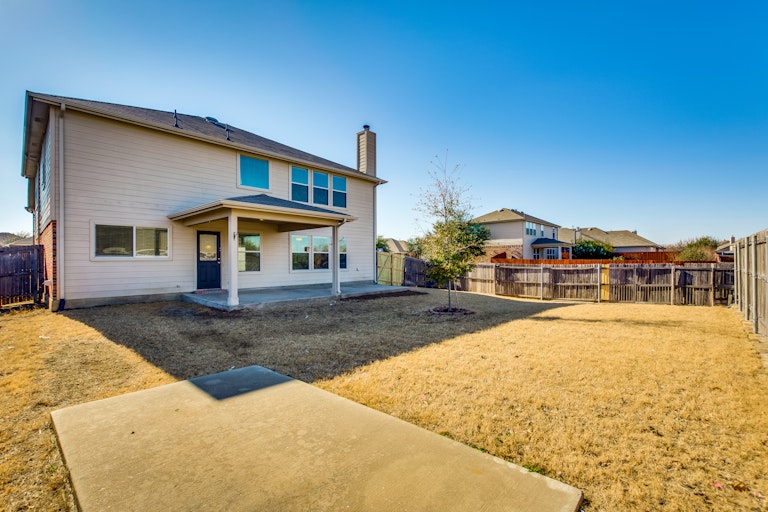 Photo 34 of 37 - 414 Hackberry Dr, Fate, TX 75087